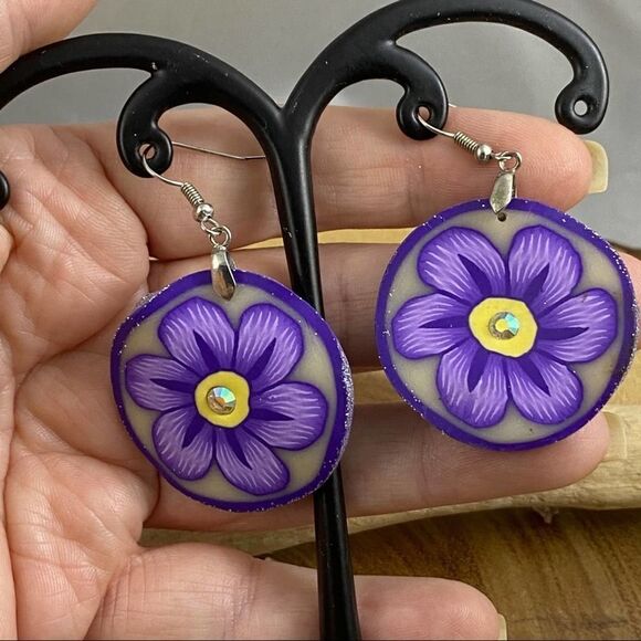 Retro Polymer Hand Painted Flower Earrings - Picture 3 of 6